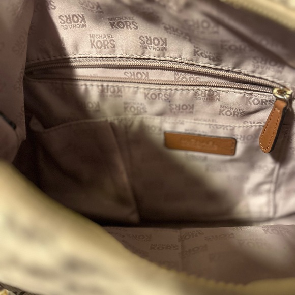 Michael Kors Shoulder Bag - Picture 3 of 3